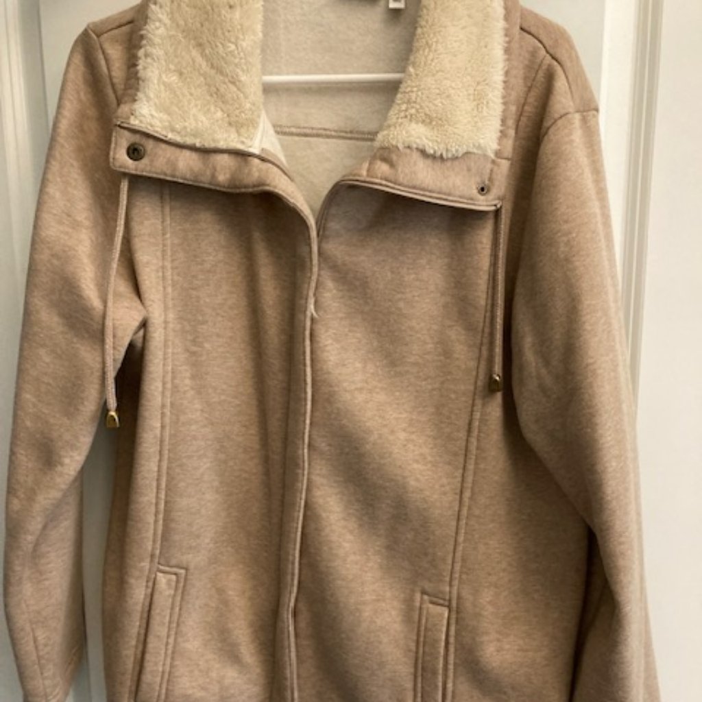 Women's Tan Fleece Jacket- Xl- Never Worn